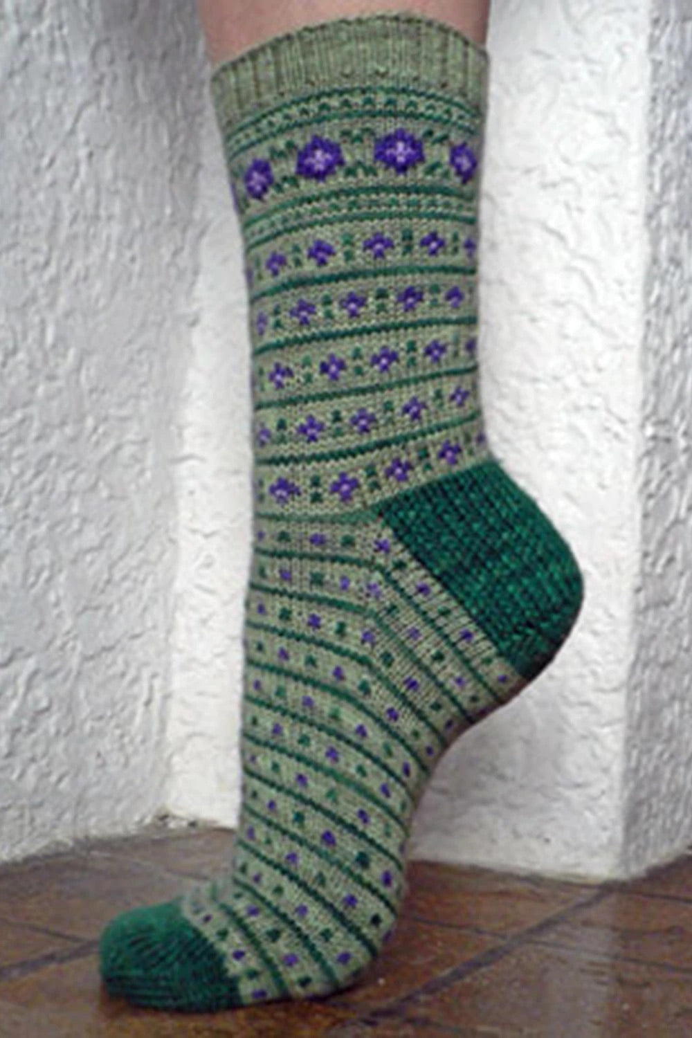 Lilac Socks knitting pattern - Sweet Paprika Designs